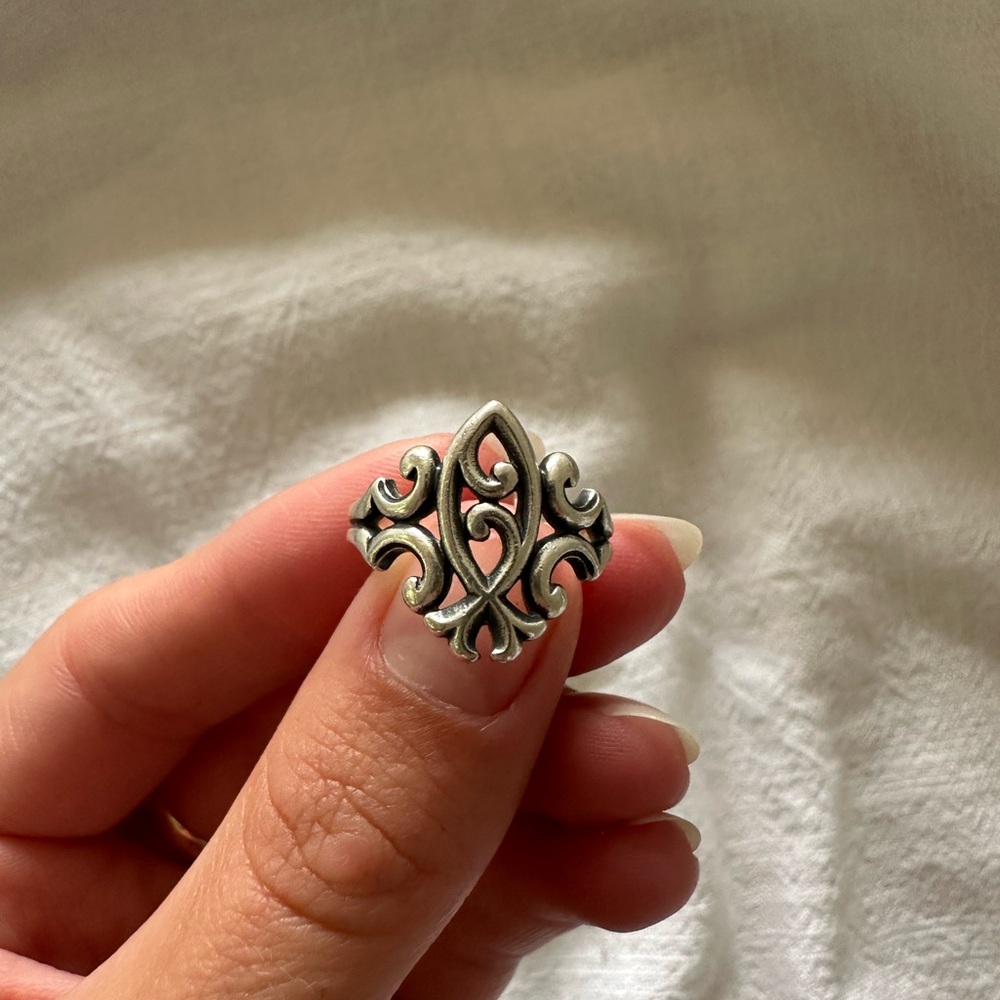 James Avery Scrolled Ichthus Ring- Sterling Silver. Size 5.